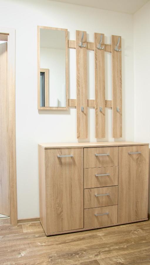 Apartmanovy Dum Sklipek 特鲁特诺夫 外观 照片
