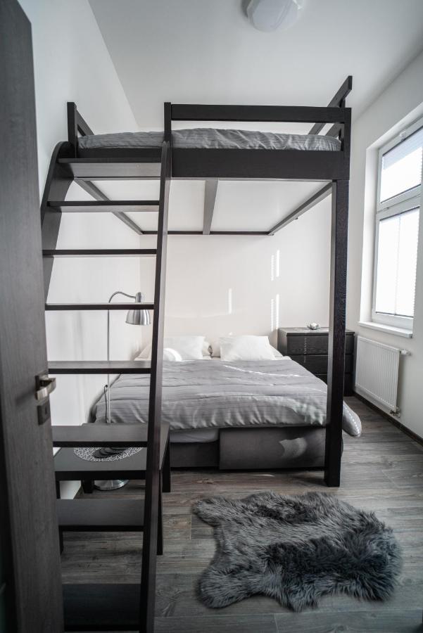 Apartmanovy Dum Sklipek 特鲁特诺夫 外观 照片
