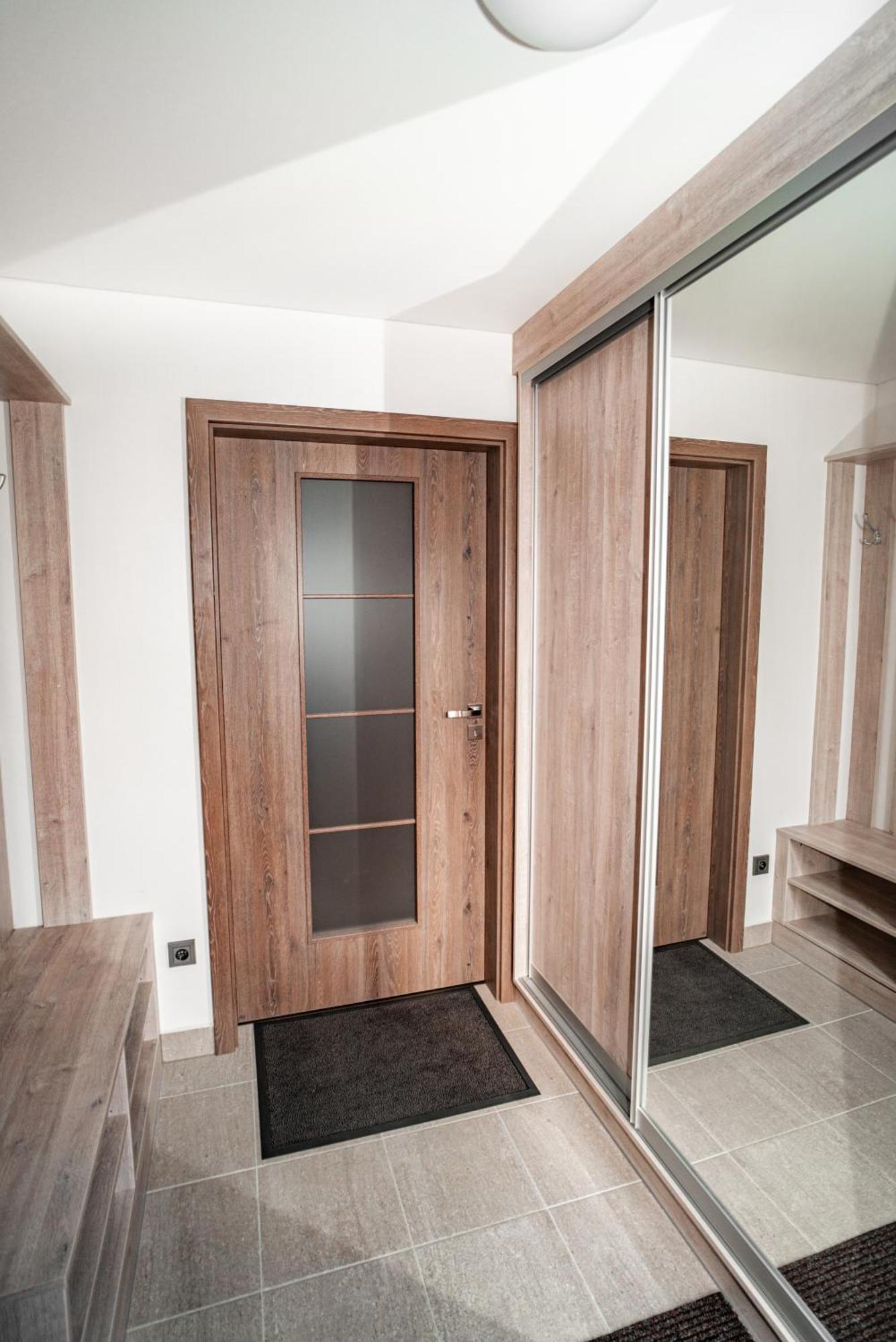 Apartmanovy Dum Sklipek 特鲁特诺夫 外观 照片